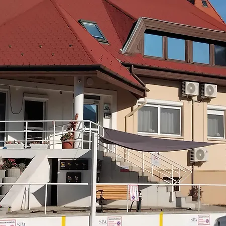 Szent Benedek Apartman شقة *