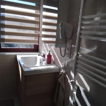 شقة Szent Benedek Apartman Fot