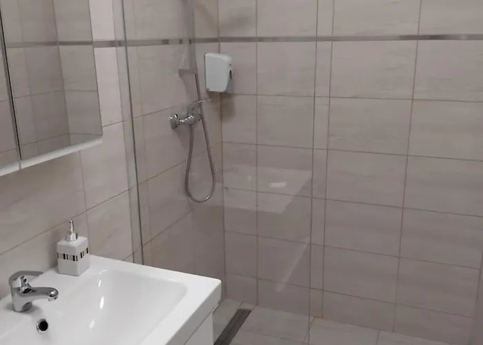 شقة Szent Benedek Apartman Fot