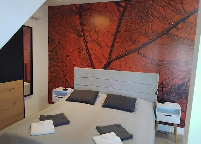 شقة Szent Benedek Apartman *